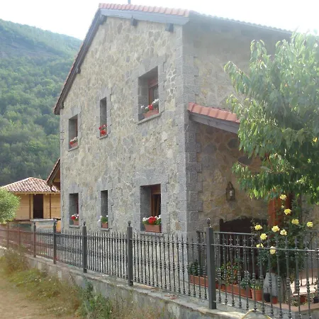 Casa Rural El Horreo Feriehus Santa Maria de Valdeon