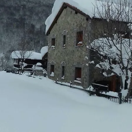 Casa Rural El Horreo Feriehus *